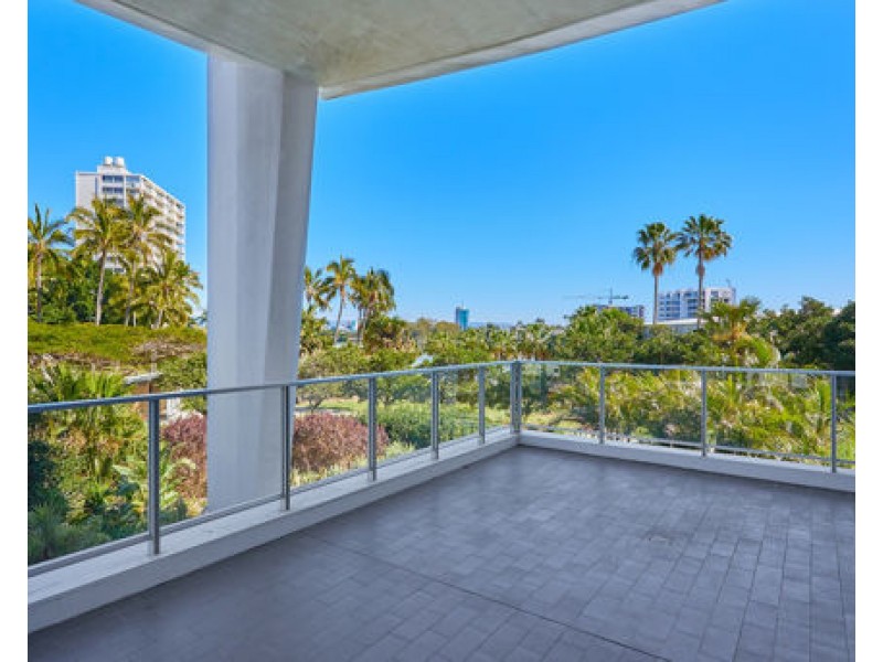 4 Wahroonga Place, Surfers Paradise QLD 4217