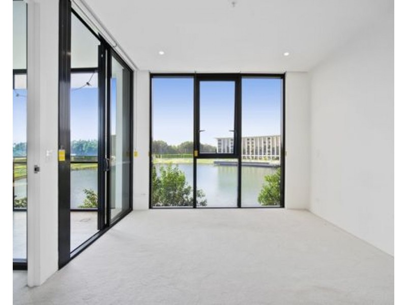301W/1 Marina Drive, Benowa QLD 4217