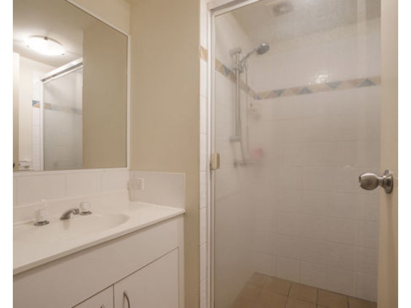 UNIT 6 16-26 Waverley Street, Southport QLD 4215