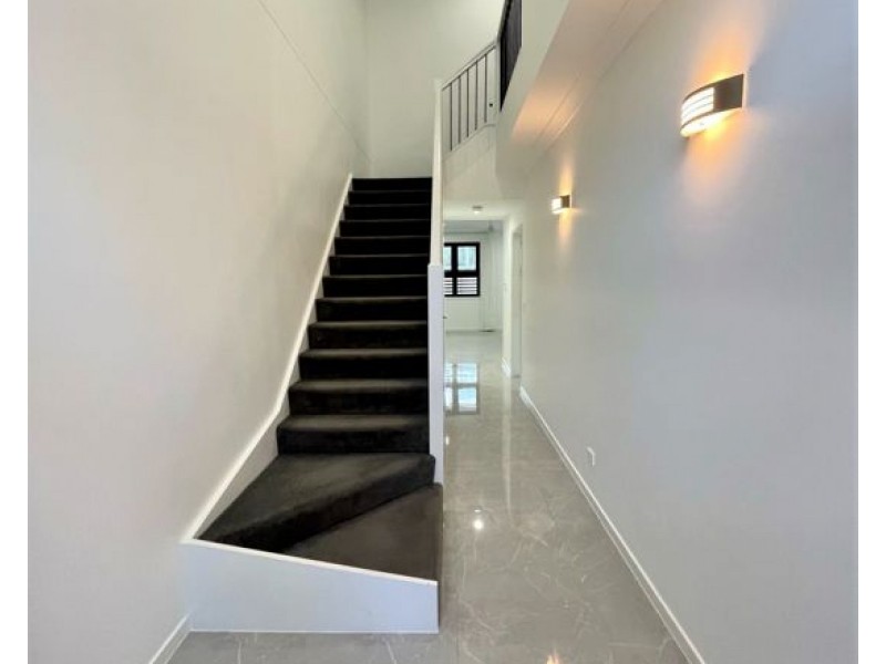 17/10 Zircon Close, Rochedale QLD 4123