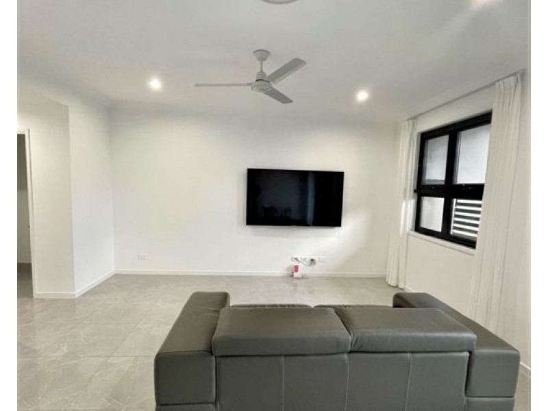 17/10 Zircon Close, Rochedale QLD 4123