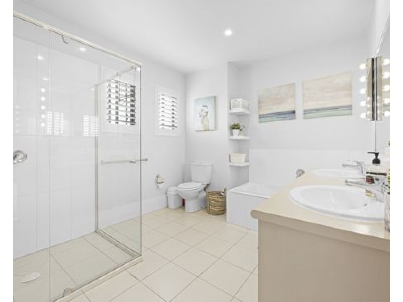 32/1 Acacia Court, Robina QLD 4226