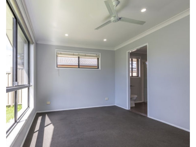 52 Currumburra Road, Ashmore, Ashmore QLD 4214