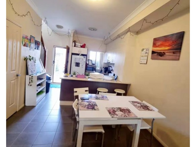 16 154 River Hills Road, Eagleby QLD 4207