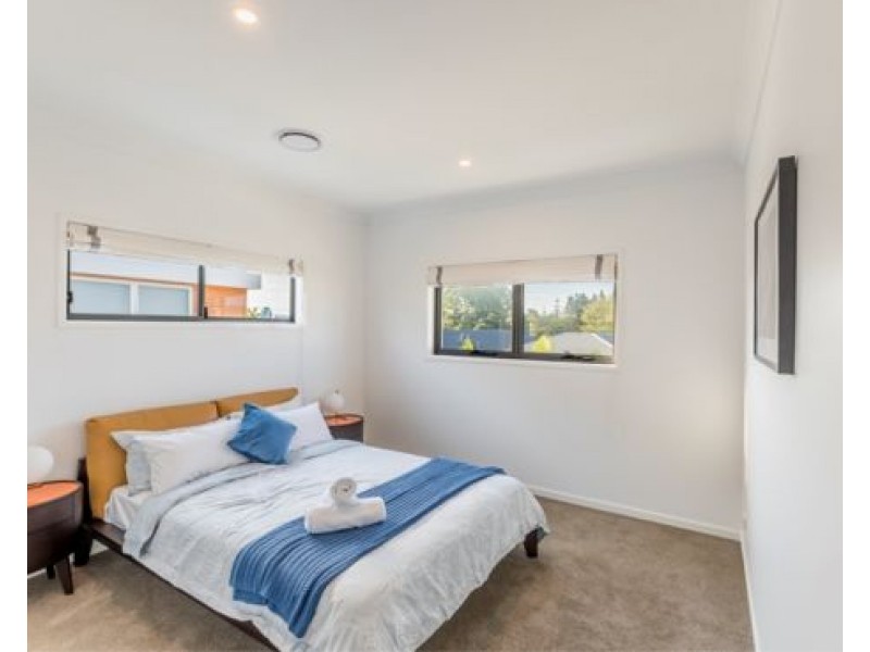 5 Santa Monica Boulevard, Hope Island QLD 4212