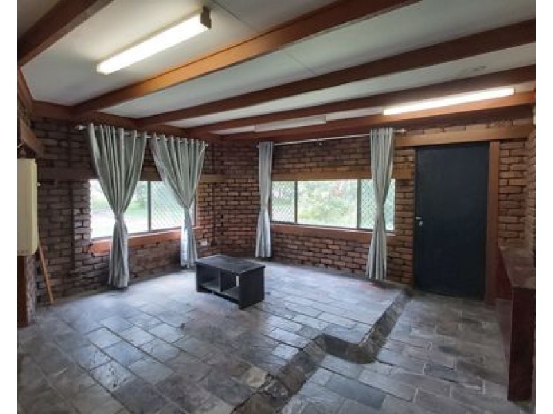 42-44 Timor Ave, Loganholme QLD 4129