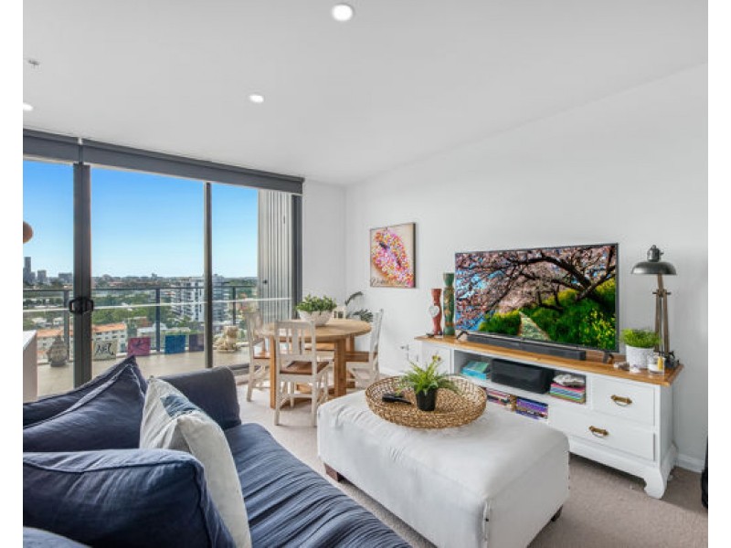 21101/300 Old Cleveland Road, Coorparoo QLD 4151