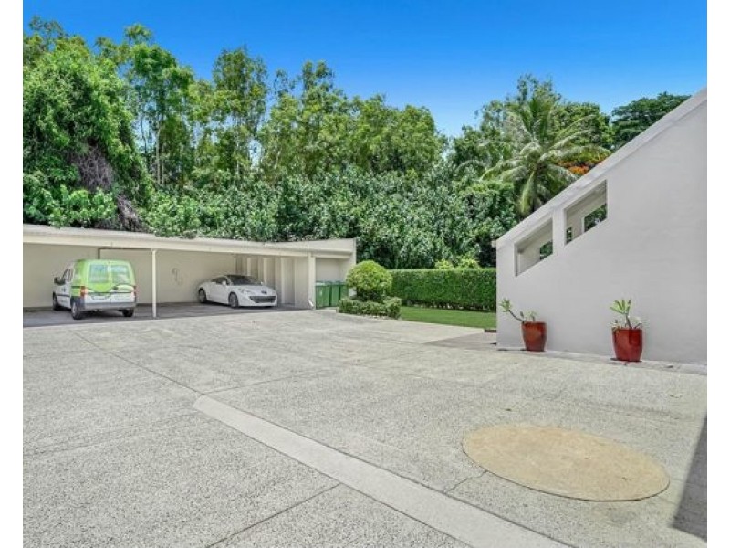 4/12 Clifton Road, Clifton Beach QLD 4879