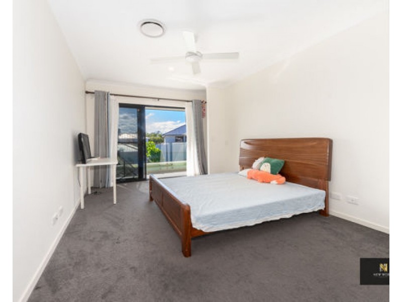 3 Jade Way, Helensvale QLD 4212