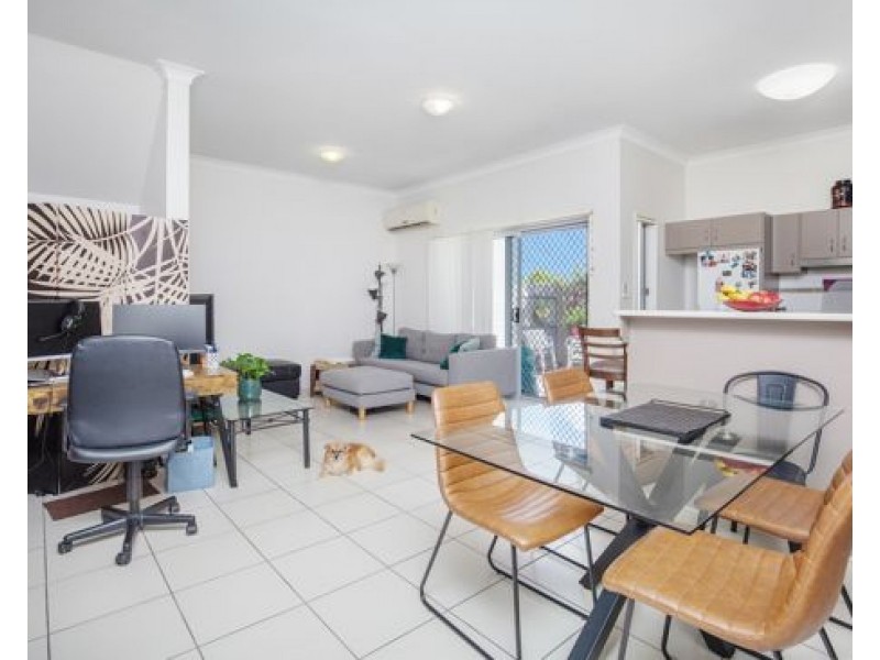 33/2 Sangster Crescent, Pacific Pines QLD 4211