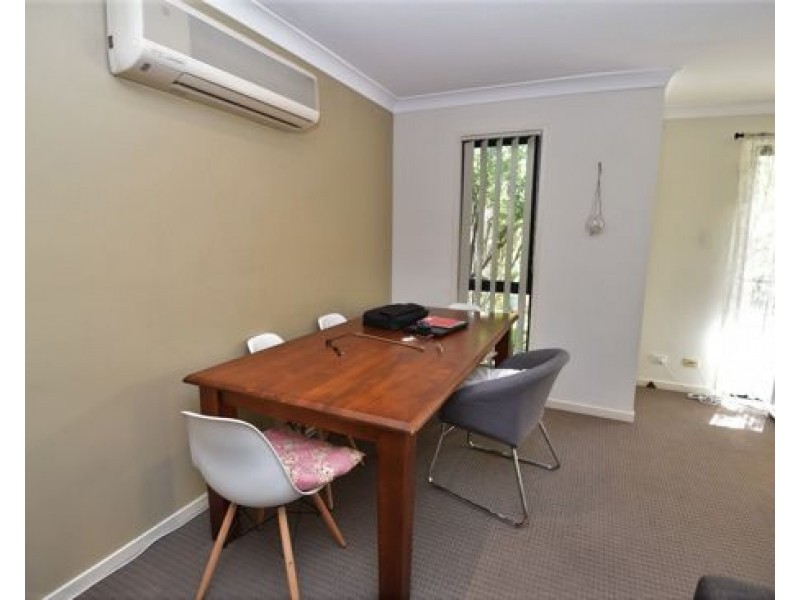 2/12 Geraldton Drive, Varsity Lakes QLD 4227