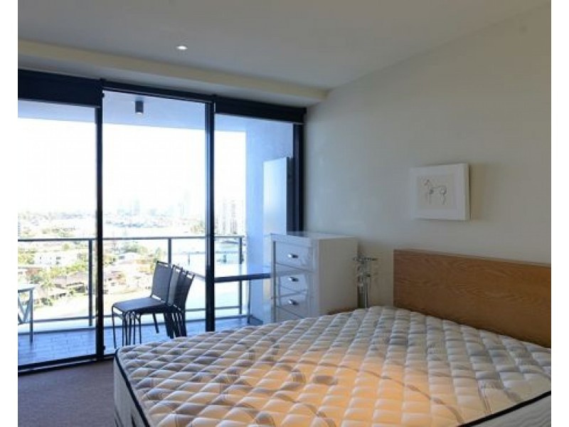 05 4 Wahroonga Place, Surfers Paradise QLD 4217