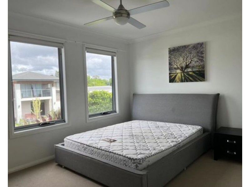 31 azure way, Hope Island QLD 4212