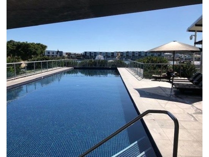 31 azure way, Hope Island QLD 4212