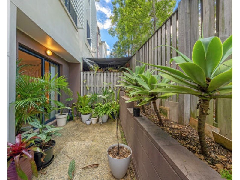 9/12 Geraldton Drive, Varsity Lakes QLD 4227