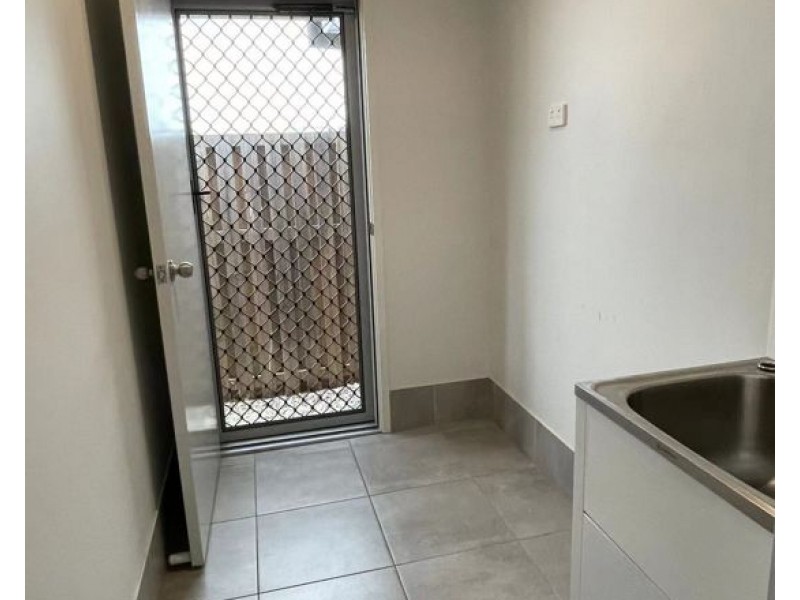 4 Pipet Crescent, Pallara QLD 4110