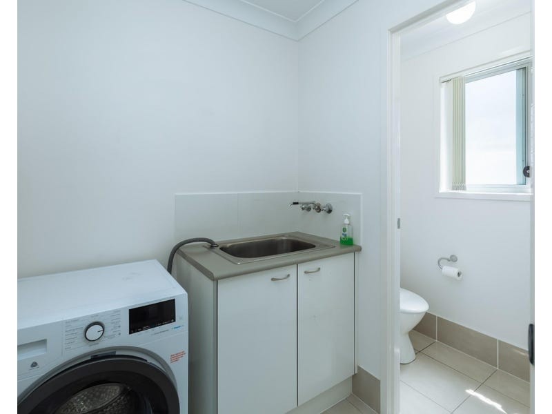 58/1 McAuley Parade, Pacific Pines QLD 4211