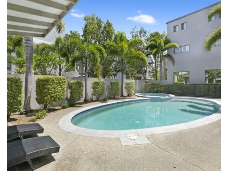 45/2 Acacia Court, Robina QLD 4226