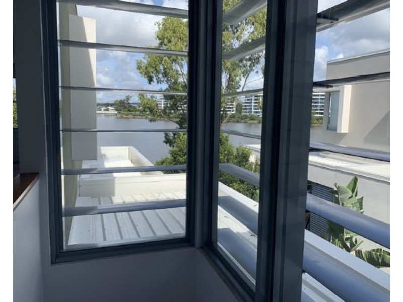 49/ 29-49 Varsity Parade, Varsity Lakes QLD 4227