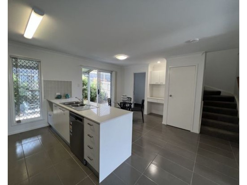 101 Address available upon request, Sunnybank QLD 4109