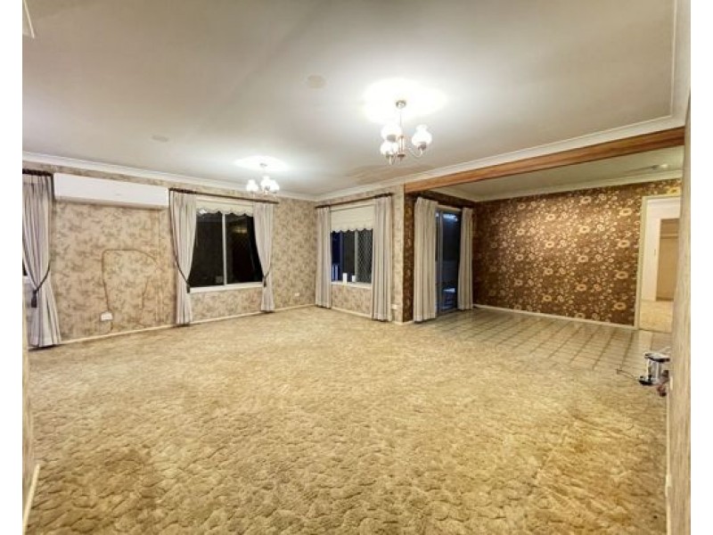 17 Saville Street, Eight Mile Plains QLD 4113