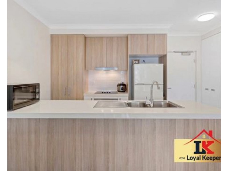 202/8 Norman Street, Southport QLD 4215