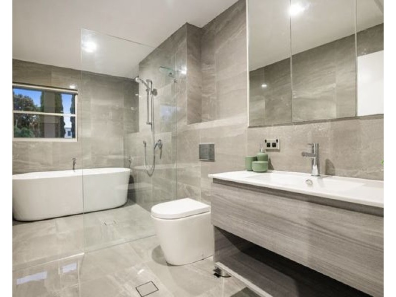 97 Gibraltar Drive, Surfers Paradise QLD 4217