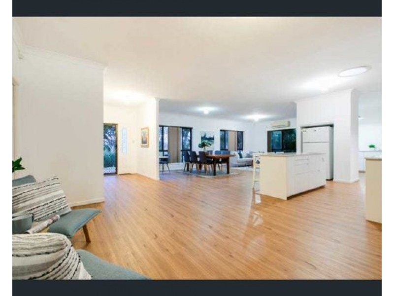 10 Kurraree Place, Nudgee QLD 4014