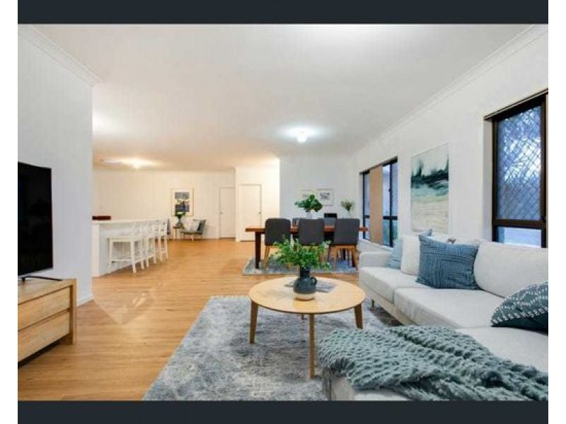 10 Kurraree Place, Nudgee QLD 4014