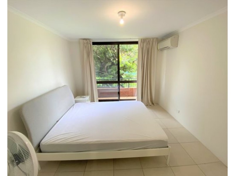 21/26 Carr Street, St Lucia QLD 4067