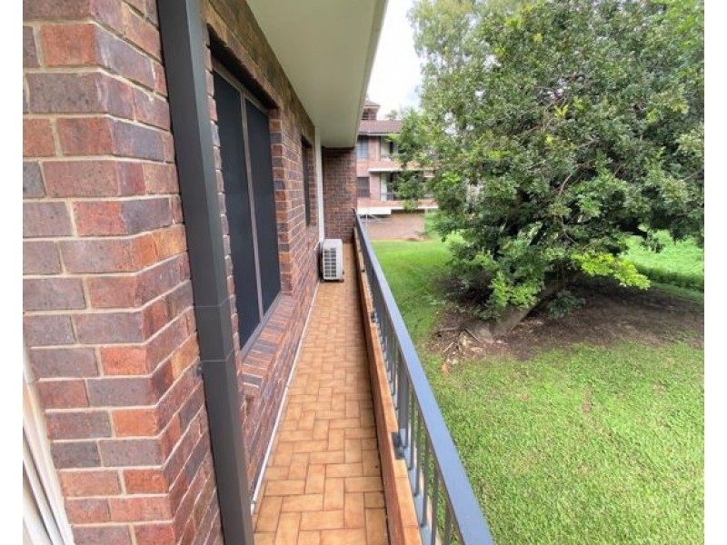 21/26 Carr Street, St Lucia QLD 4067