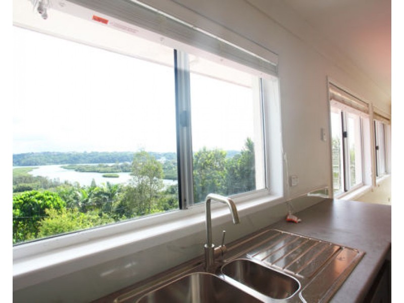 37 Lakeview Parade, Tweed Heads South NSW 2486