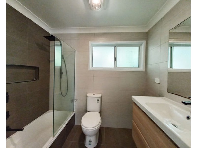 37 Lakeview Parade, Tweed Heads South NSW 2486