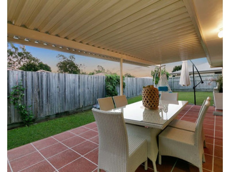5 Innes Close, Parkinson QLD 4115
