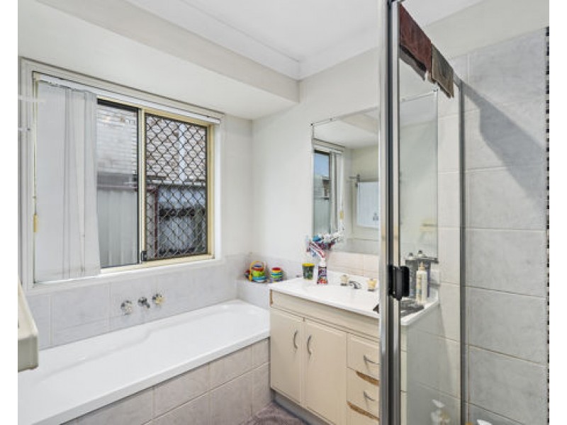 3 Rimu Place, Molendinar QLD 4214