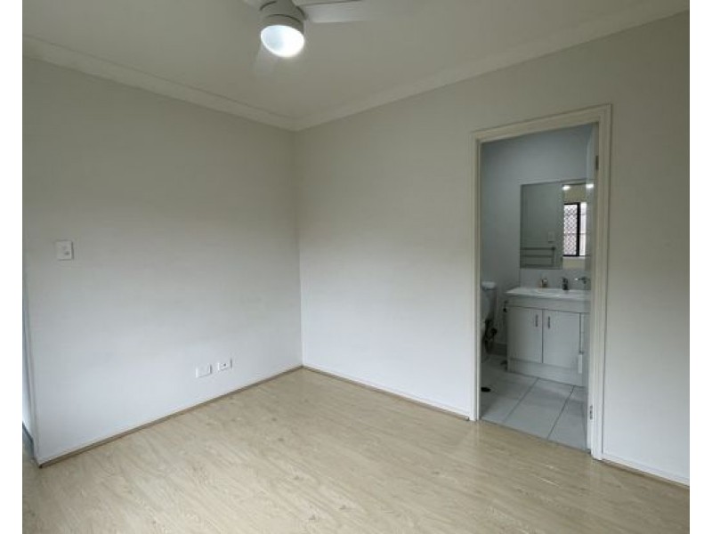 2B/19 Short street, Boronia Heights QLD 4124