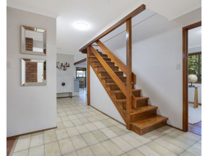 6 BUTTERNUT STREET, Sunnybank Hills QLD 4109