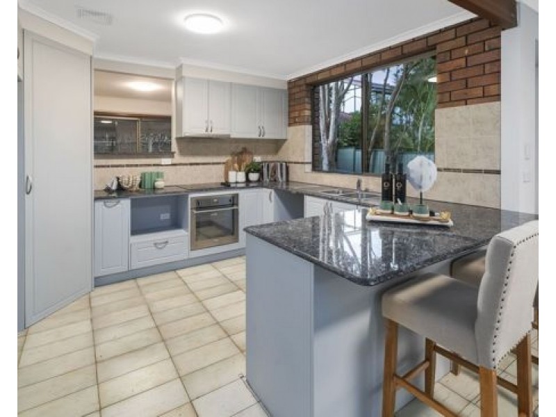 6 BUTTERNUT STREET, Sunnybank Hills QLD 4109