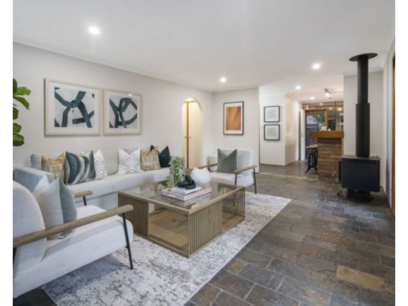 6 BUTTERNUT STREET, Sunnybank Hills QLD 4109