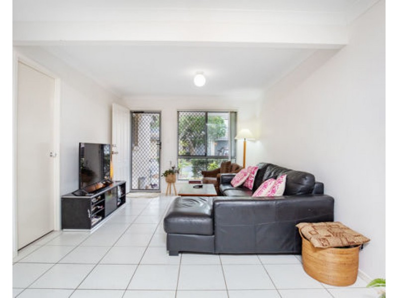 76/175 Fryar road, Eagleby QLD 4207