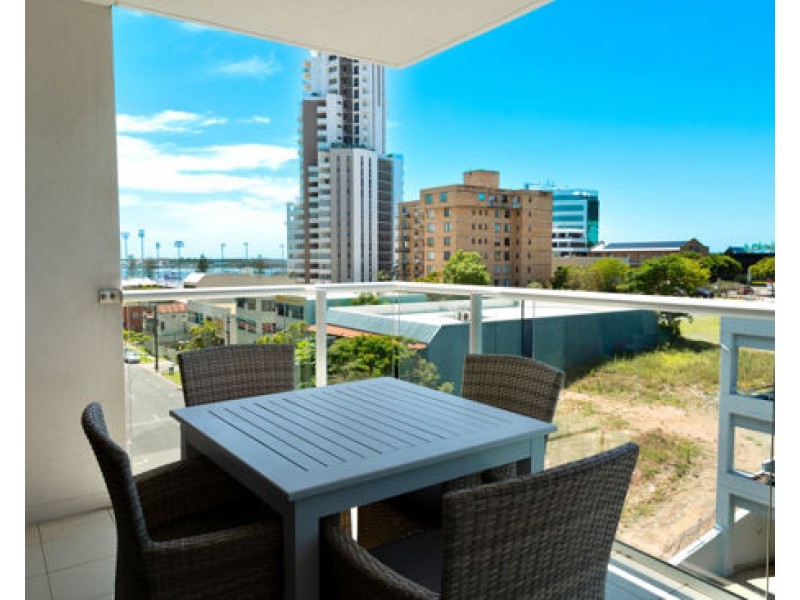 404/133 SCARBOROUGH STREET, Southport QLD 4215