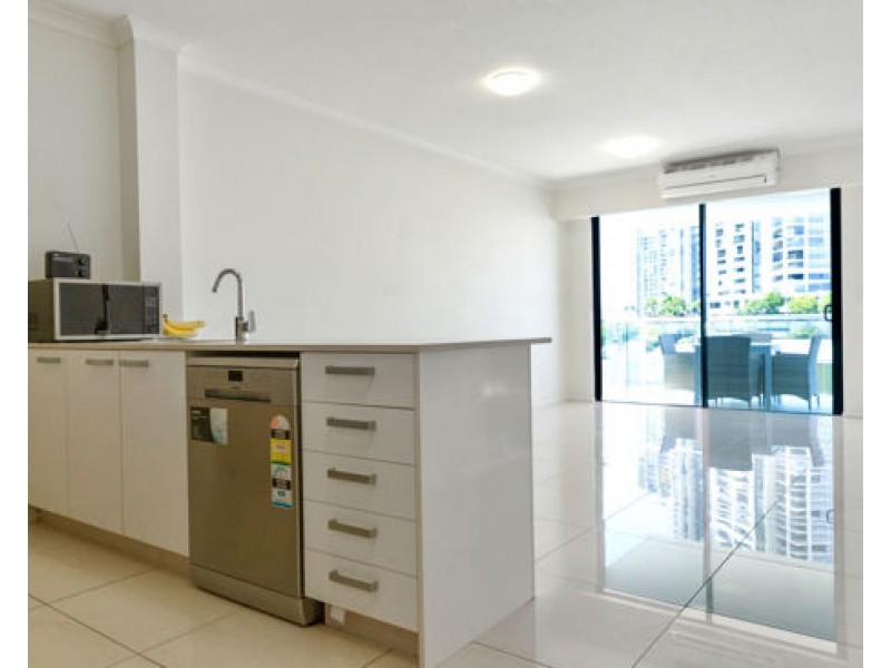 404/133 SCARBOROUGH STREET, Southport QLD 4215