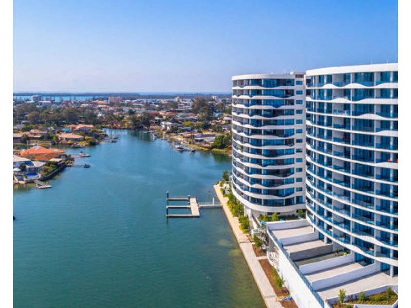 4304/5 Harbour Side Court, Biggera Waters, Biggera Waters QLD 4216