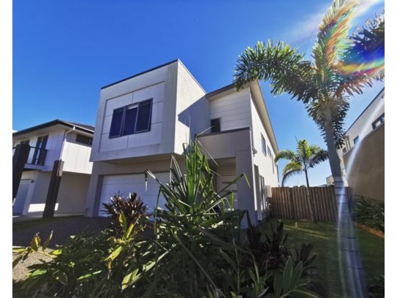 80 North Quay Circuit, Hope Island QLD 4212