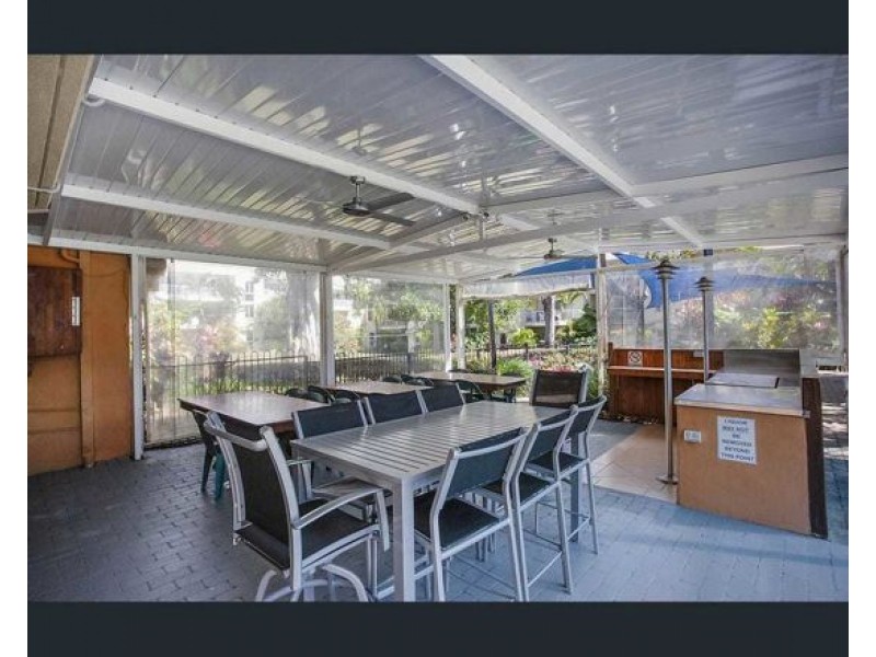 302 7 West Burleigh Road, Burleigh Heads QLD 4220