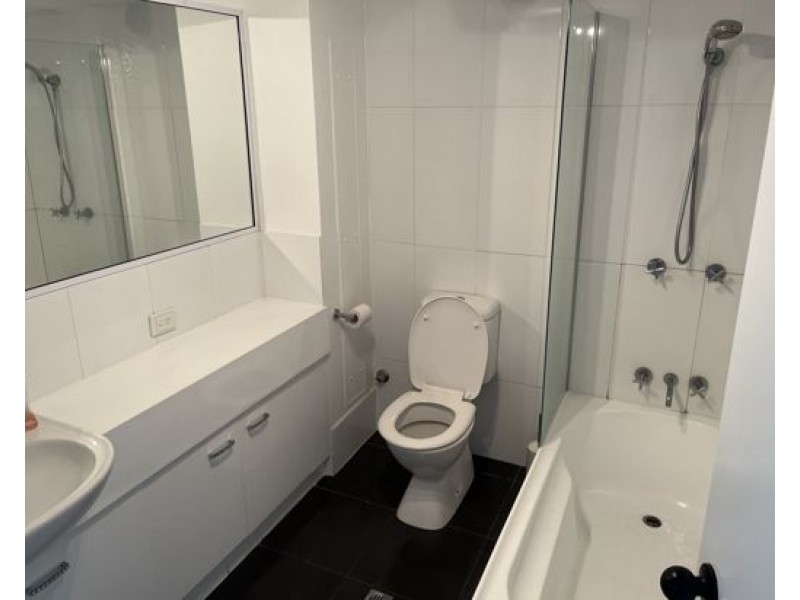 302 7 West Burleigh Road, Burleigh Heads QLD 4220