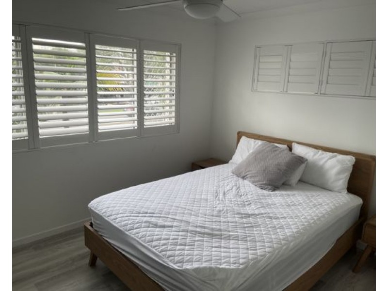 302 7 West Burleigh Road, Burleigh Heads QLD 4220