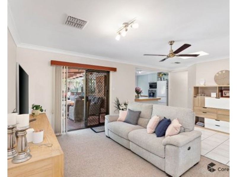 12 Chatsworth Cct, Capalaba QLD 4157