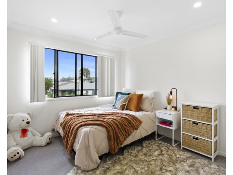 32/7 Franco Place, Bridgeman Downs QLD 4035