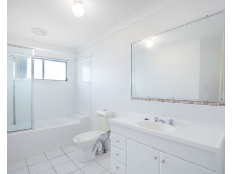 84/175 Fryar road, Eagleby QLD 4207